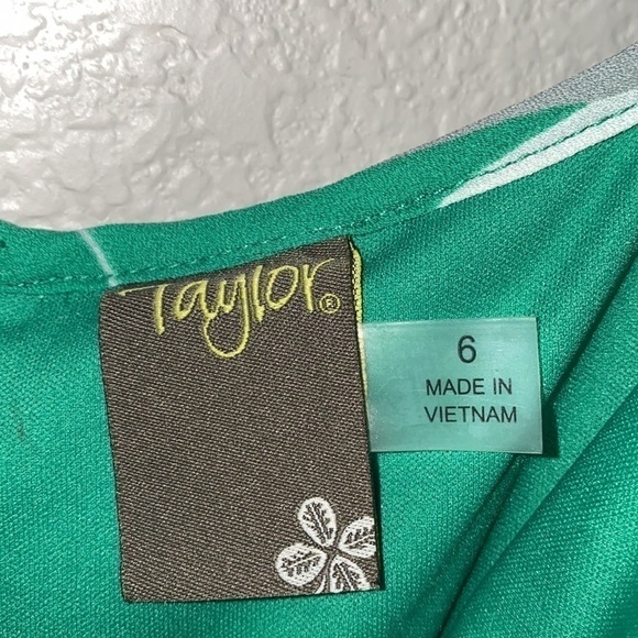 Taylor Green Tropical Print Palm Leaves Tiered Dress Size 6 - Picture 7 of 9